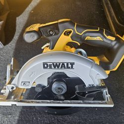 Dewalt Circular Saw 