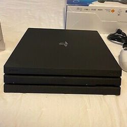PS4 Pro1tb