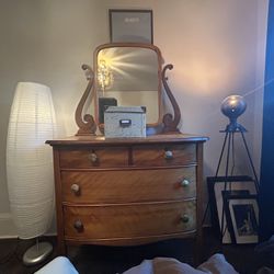 Antique dresser with vanity mirror 