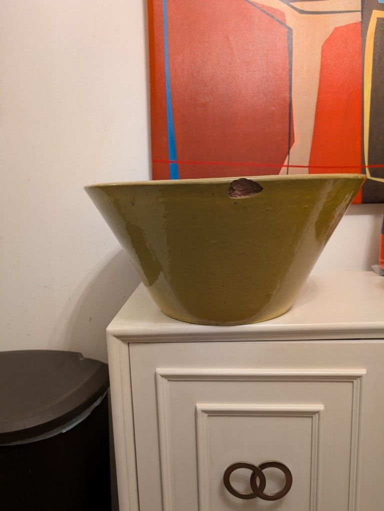 Large Flower Pot