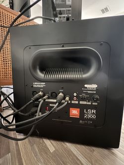 Jbl lsr hotsell 2300 subwoofer