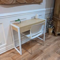 Modern White & Wood ~tone Desk + Chair 