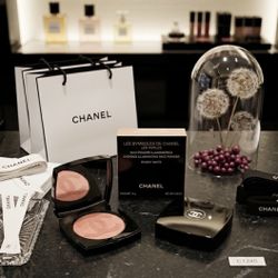 Chanel Highlighter Makeup Maquillaje Brand New Limited Edition MSRP $90