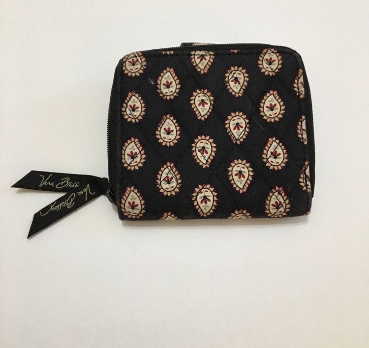 Small Vera Bradley Zippered Wallet