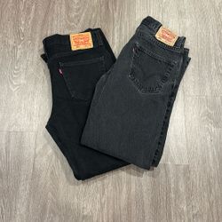 2 pairs Of 550 Levi’s