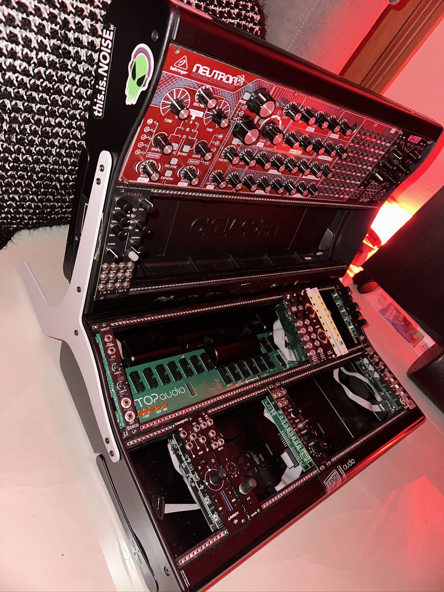 Tip Top Mantis case (single or double w/stand and decksaver)