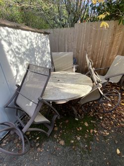 Outdoor Patio Table And Chairs
