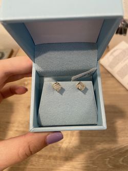NWT Genuine Natural Yellow Diamond Studs 2.01 TCW