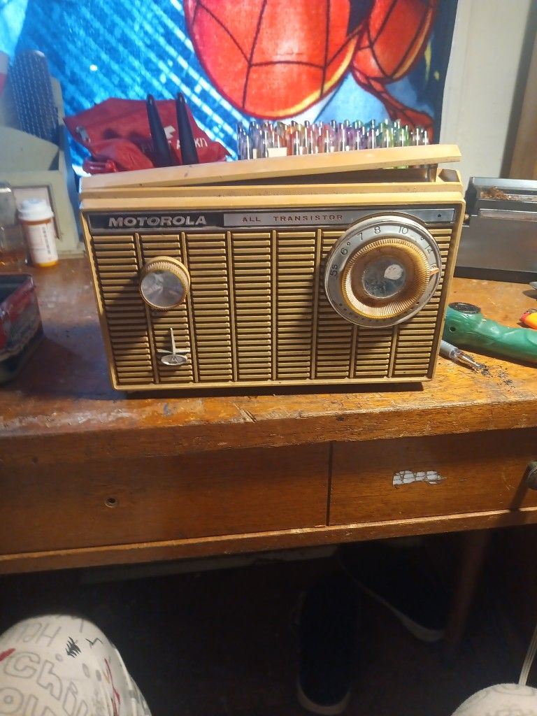 A 1960 Radio It's Vintage