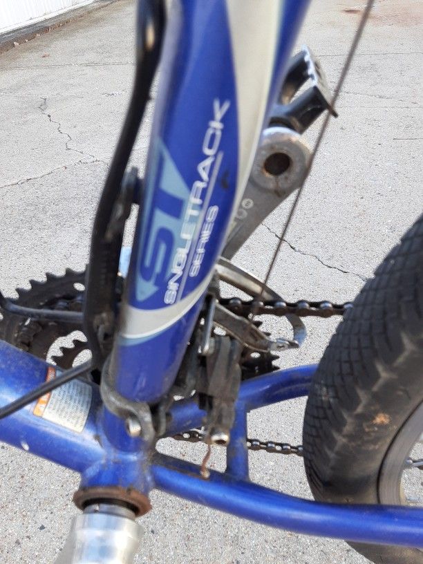 trek 820 st single track series