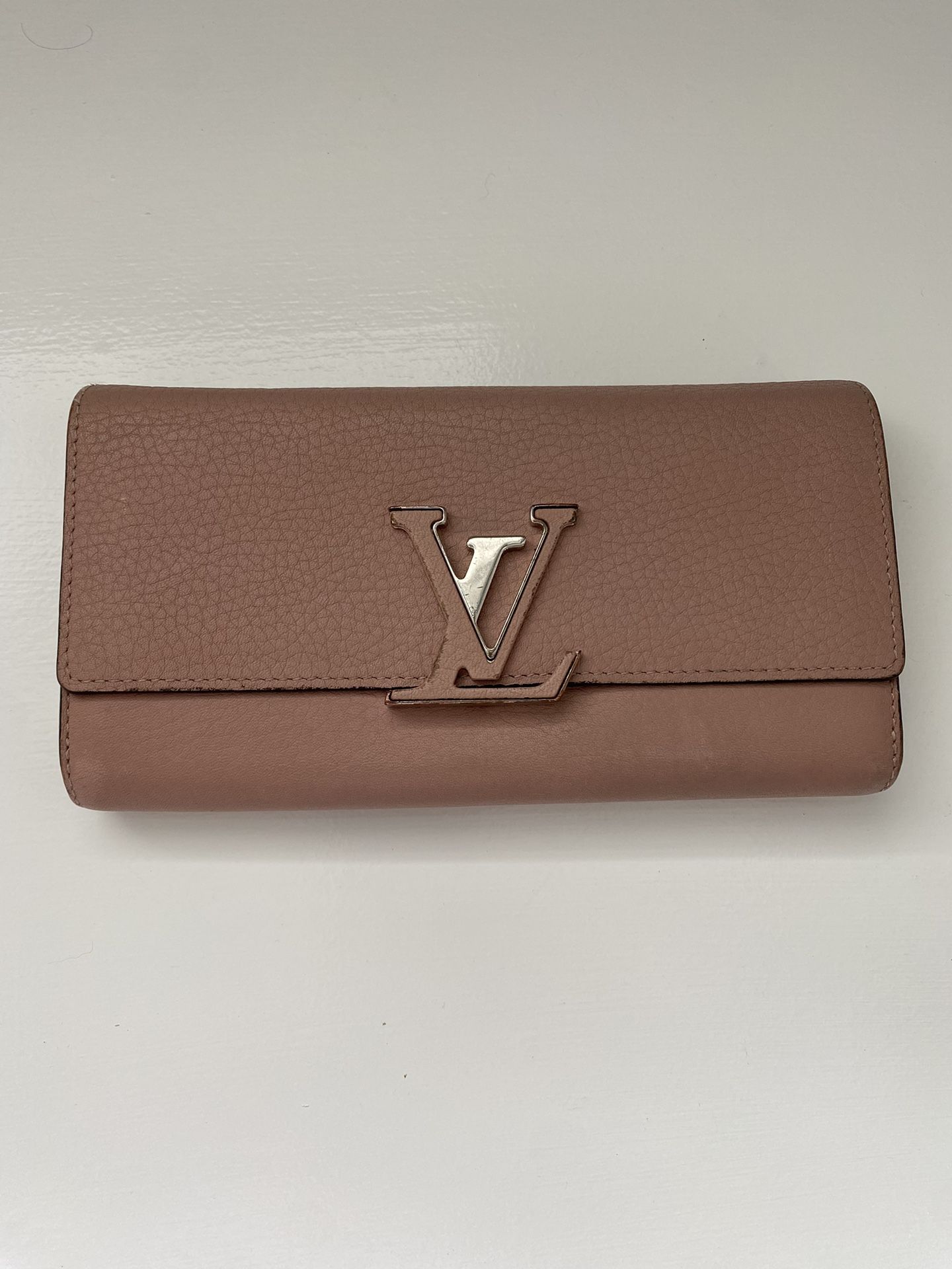 Authentic Louis Vuitton Capucines Long Wallet 