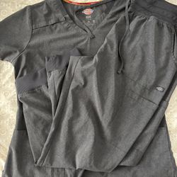 Dickies Scrubs 