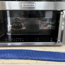 Kitchen Aid  Microway With Oven