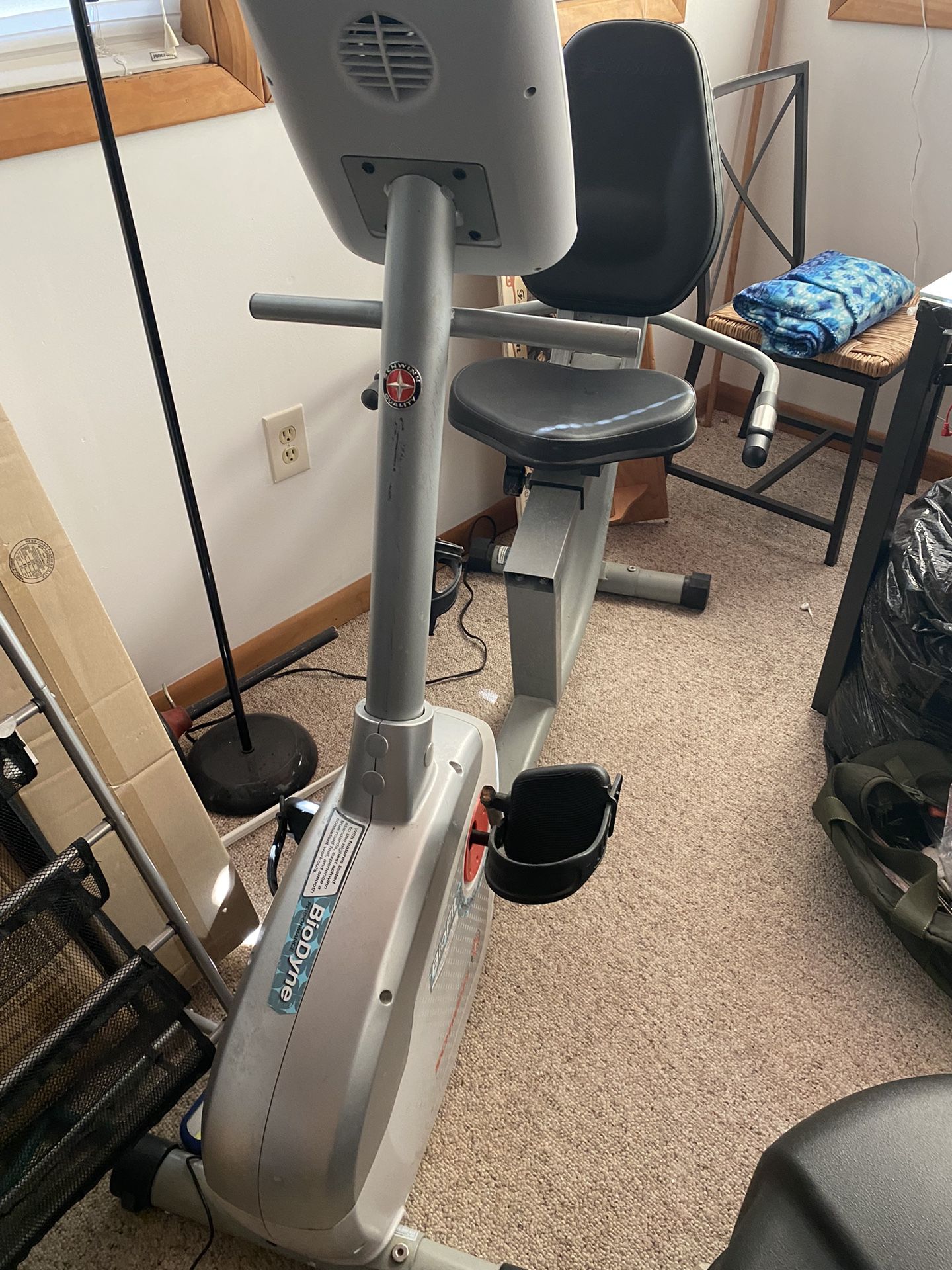 Schwinn /Nautilus Recumbent Exercise Bike