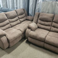 SOFA AND LOVESEAT SET NEW 