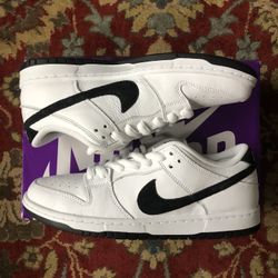 (BRAND NEW) Nike SB Dunk Low Pro SIZE 10 