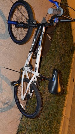 Kent Ambush BMX Bike Black and White