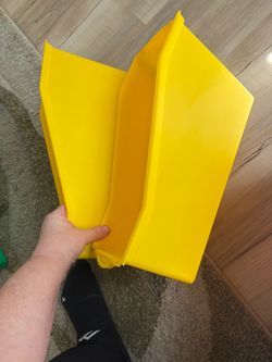 1 Yellow Hard Heavy Durable Plastic Book Bin