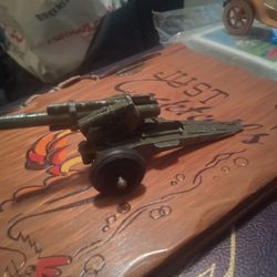 Vintage Dinky Toys #692 Military 5.5 Inch Medium Gun Cannon Diecast England