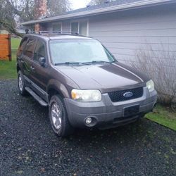 Ford Escape 2007$1,000 Or Best Offer