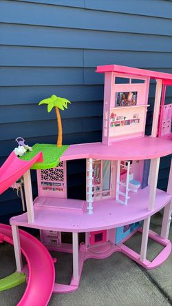 Barbie Dream House
