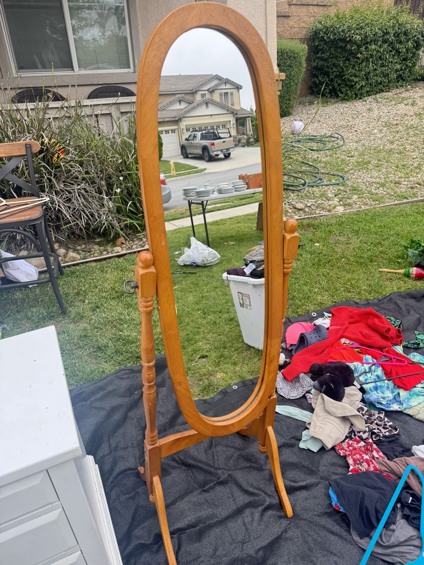 Stand Up Mirror