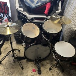Red Drum Set