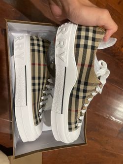 Burberry shoes converse style