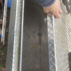 Tool Box And Fuel ⛽️ Pomp 