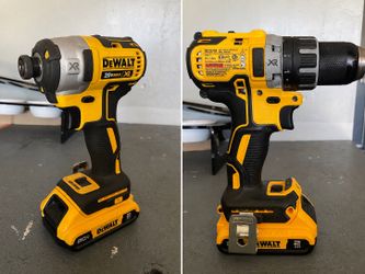 Dewalt drill and driver plus 2 batteries and charger