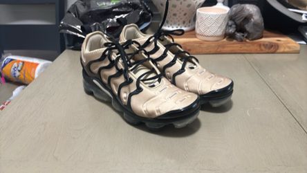 Vapor max plus rattan colorway size 12