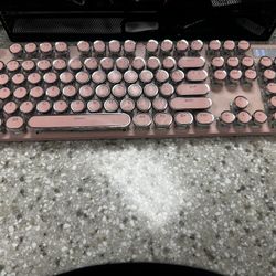 Pink Mechanical Keyboard 🩷