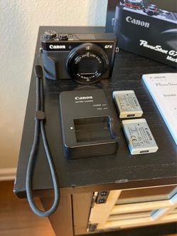 Canon G7X Mark II