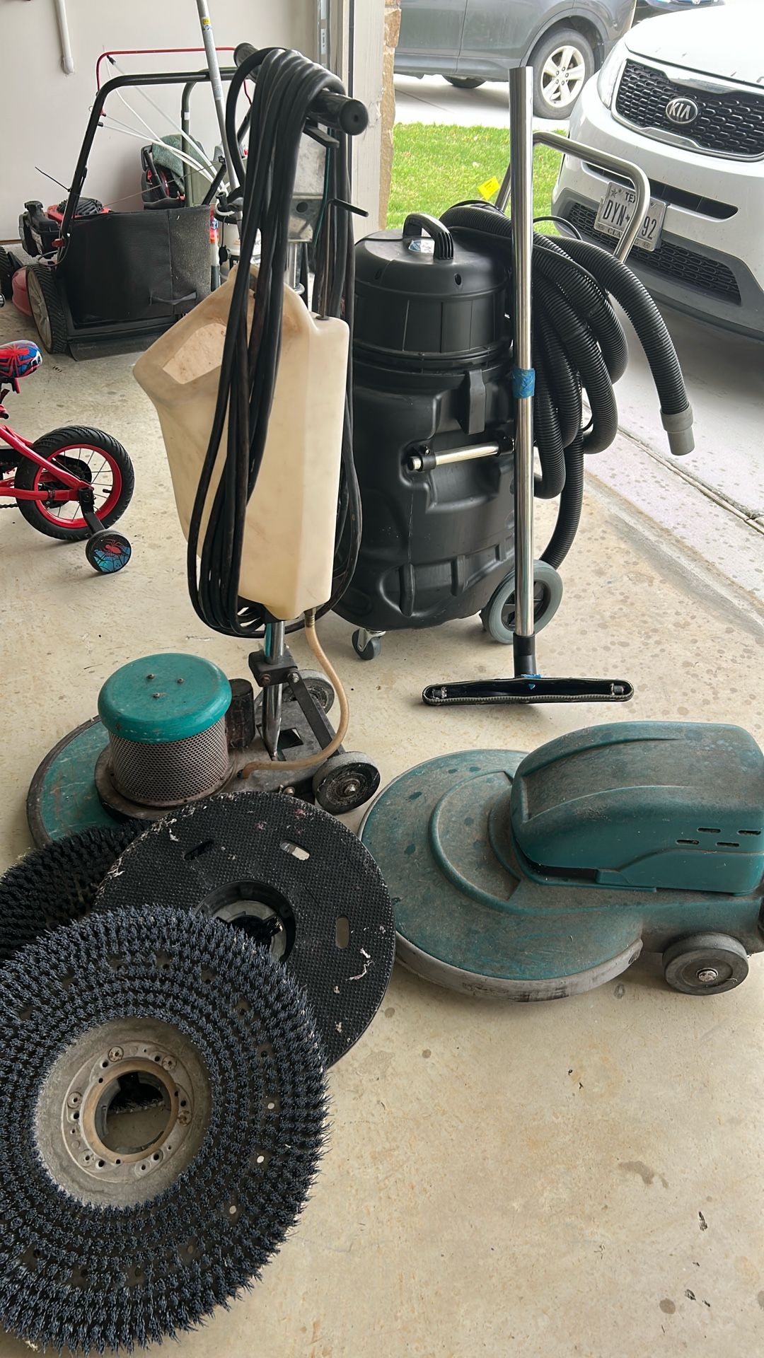 Carpet And Floor Machines
