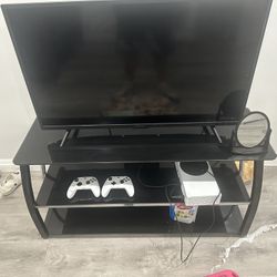 TV Stand With Glass Shelves