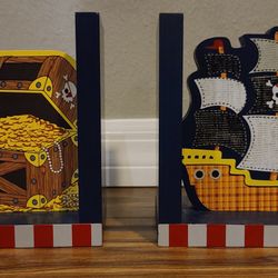 Pirate Theme Book Ends