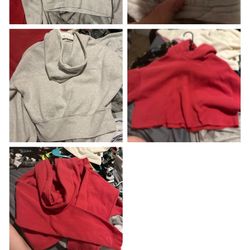 Womens cropped sweatshirts size small Oklahoma Sooners and red with hood