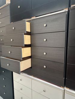 Eight drawers dresser with rails / 8 drawers dresser with rails