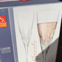 Set Of 6 Champagne Flutes Made In Italy $20 Brand New 