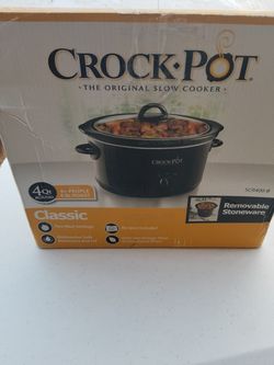 BRAND NEW CROCK POT 4QT