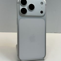 Apple iPhone 17 PRO 256gb. ( Fully Unlocked )