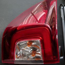 Honda Pilot Tail Light Driver Side