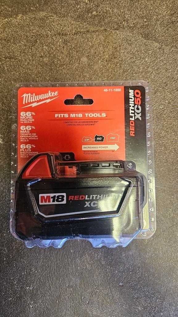 NEW MILWAUKEE BATTERY