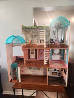 KidKraft Palm Springs Mansion Dollhouse