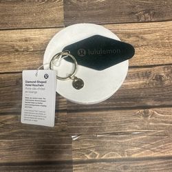 Lululemon Diamond Shaped Hotel Keychain NWT ONE SIZE (SMTL/GOLD)