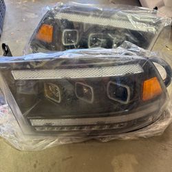Switchback Sequential LED DRL Projector Headlights 2013– 2024 Ram 1500 / 2500 / 3500