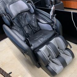 Osaki Pinnacle Massage Chair From Japan, NICE