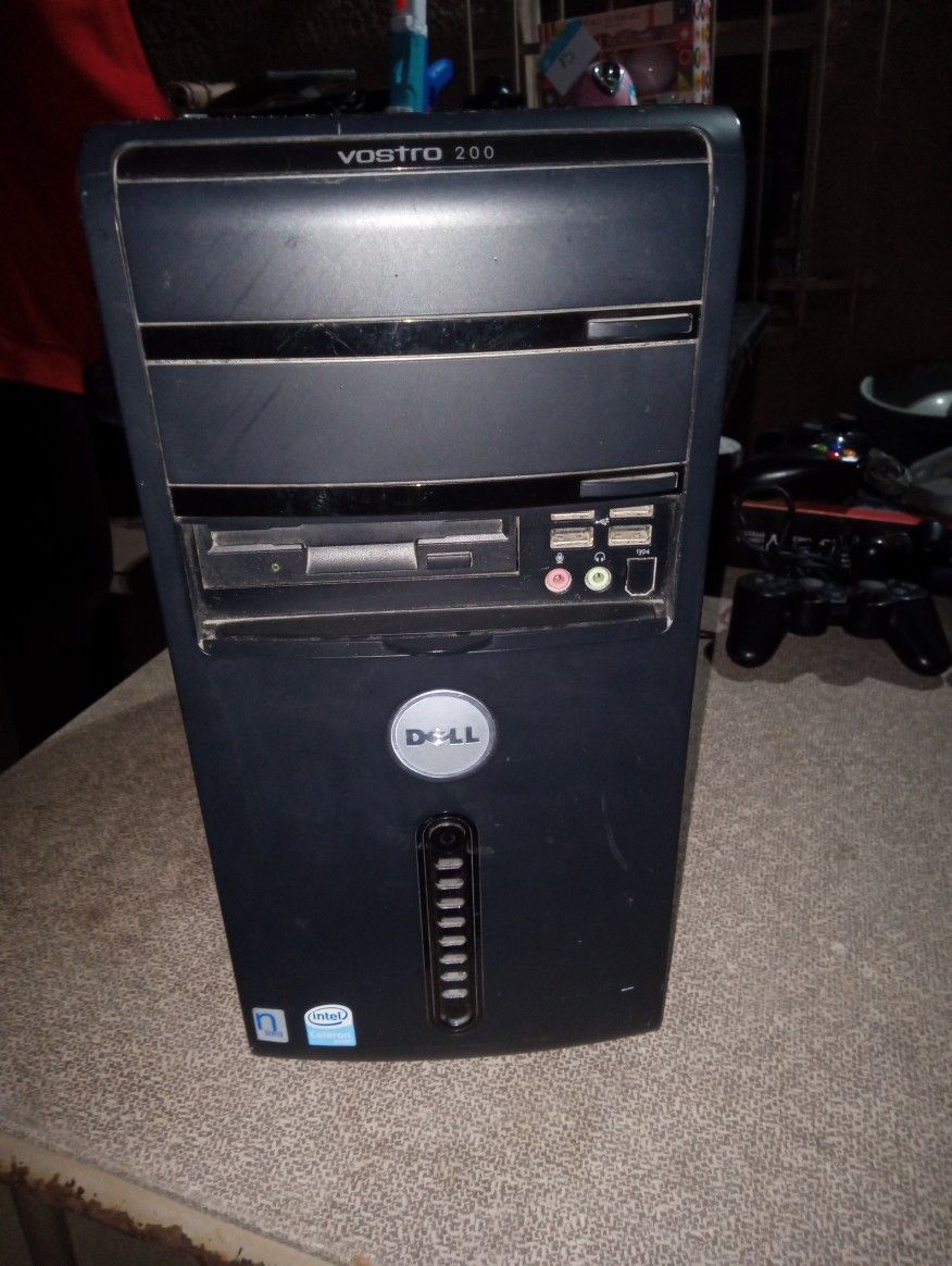 DELL PC And Keyboard