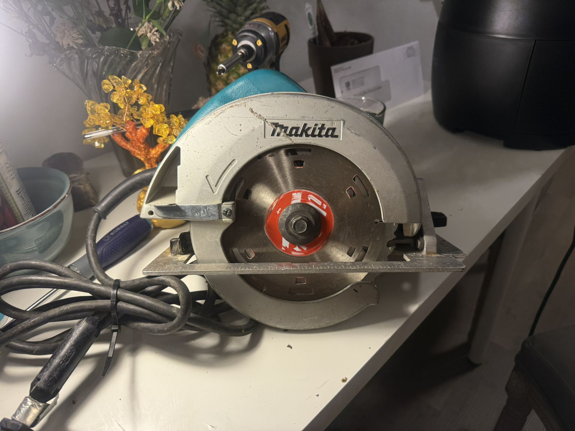 Makita 5007 F (7 1/4” ) Circular Saw Great Condition!