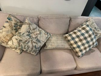 Sofa and loveseat set